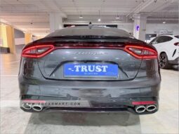 
										Kia Stinger 2.0A Sunroof full									