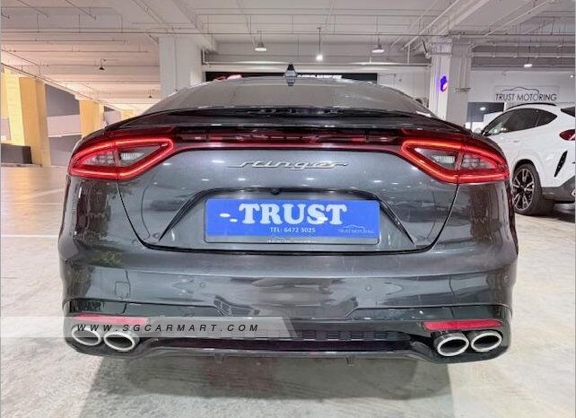 
								Kia Stinger 2.0A Sunroof full									