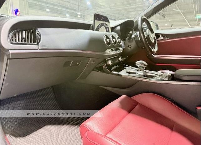 
								Kia Stinger 2.0A Sunroof full									